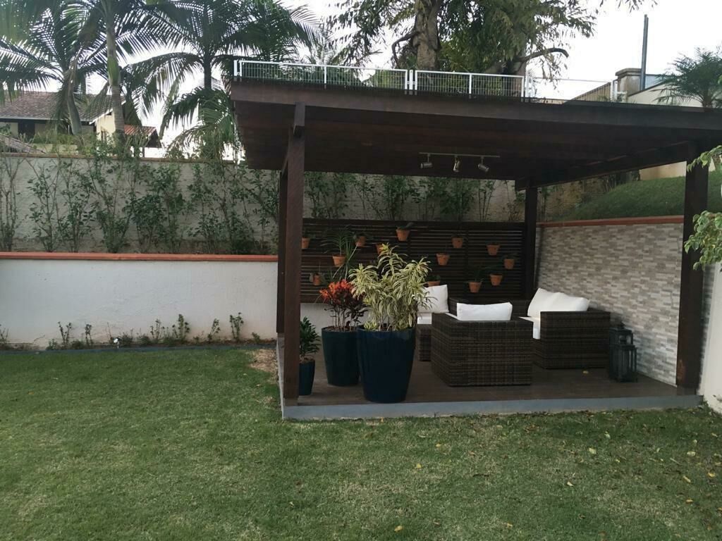 Imagem do Casa com piscina em condomínio Residencial  Fechado no bairro Jaraguá Esquerdo